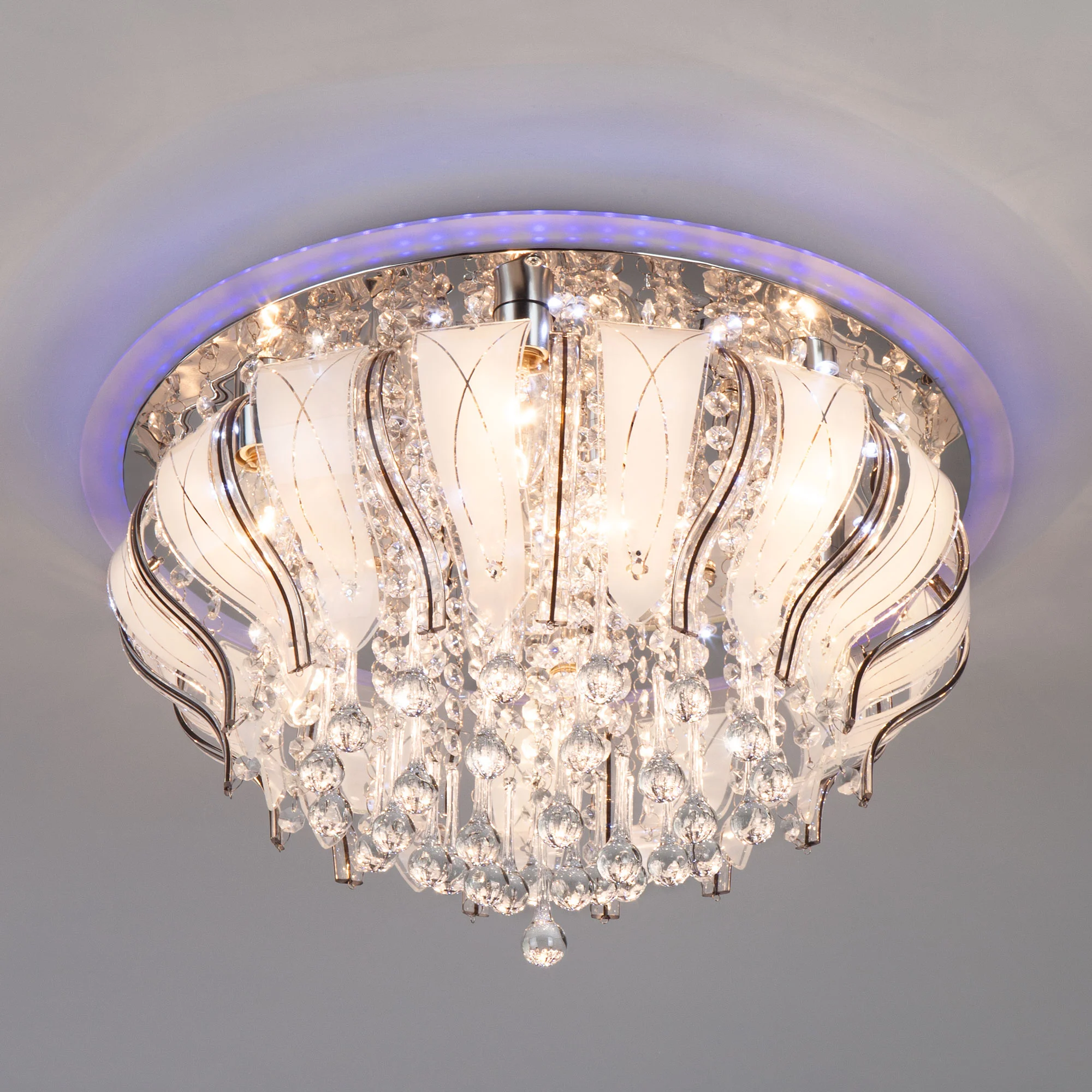 Потолочная люстра с пультом Soffite Eurosvet 80119/8 хром/синий+красный+фиолетовый